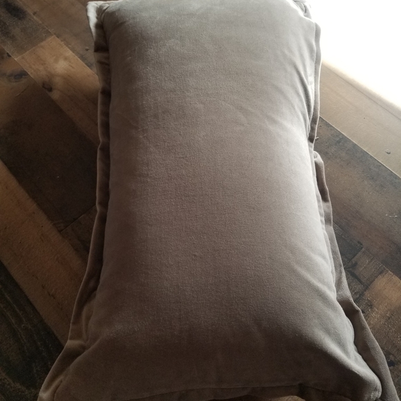 EASTERN ACCENTS velvet lumbar pillow cover heather gray 1 - Picture 10 of 11